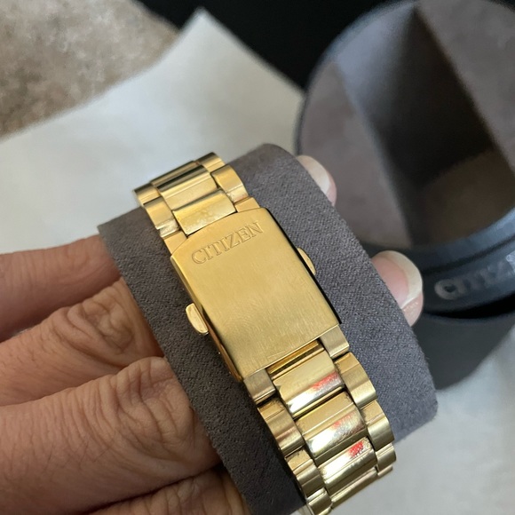 citizen® eco-drive™ nighthawk men's watch - Picture 6 of 7